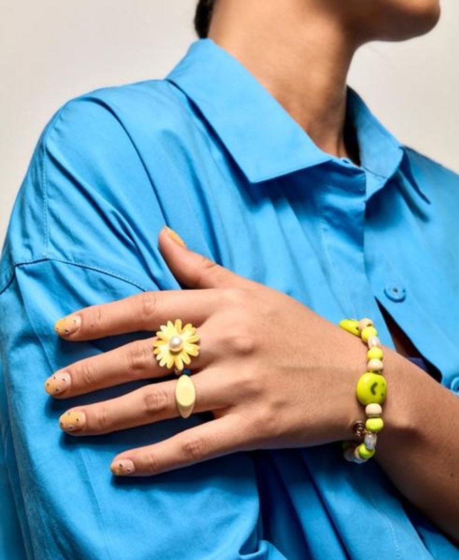 Jewellery Bianca Mavrick | Bianca Mavrick - Painted Daisy Ring - Yellow