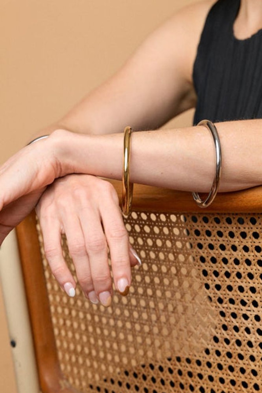 Jewellery Bianca Mavrick | Bianca Mavrick - Forma Bangle - Gold